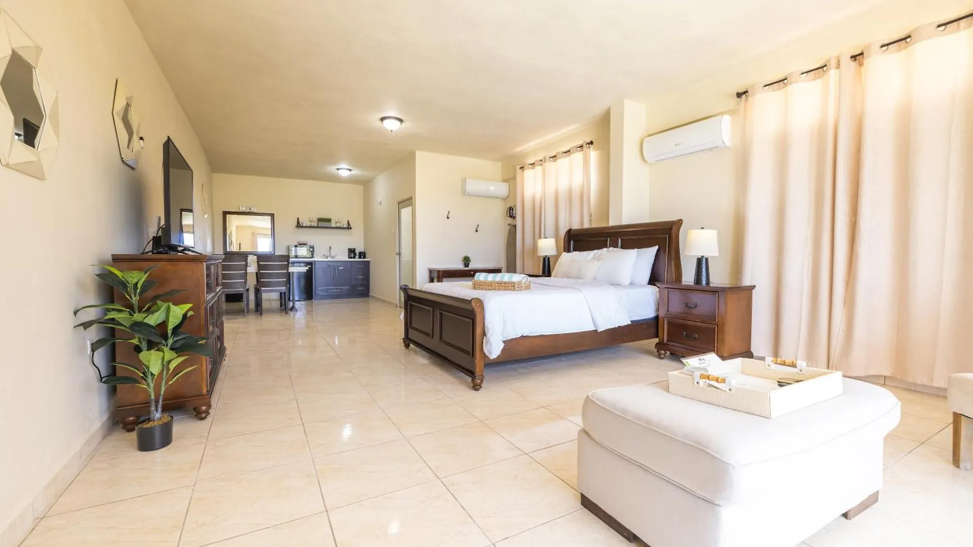 Rincon View Suites Matias
